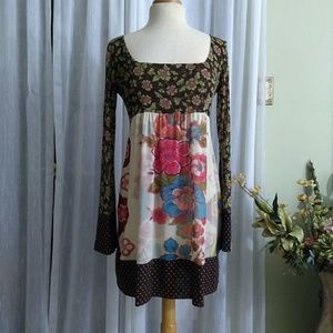 O l i a n- size medium semi sheer dress / tunic